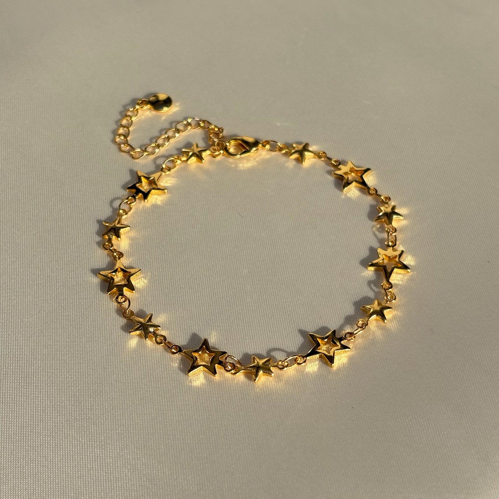 Twinkle star bracelet