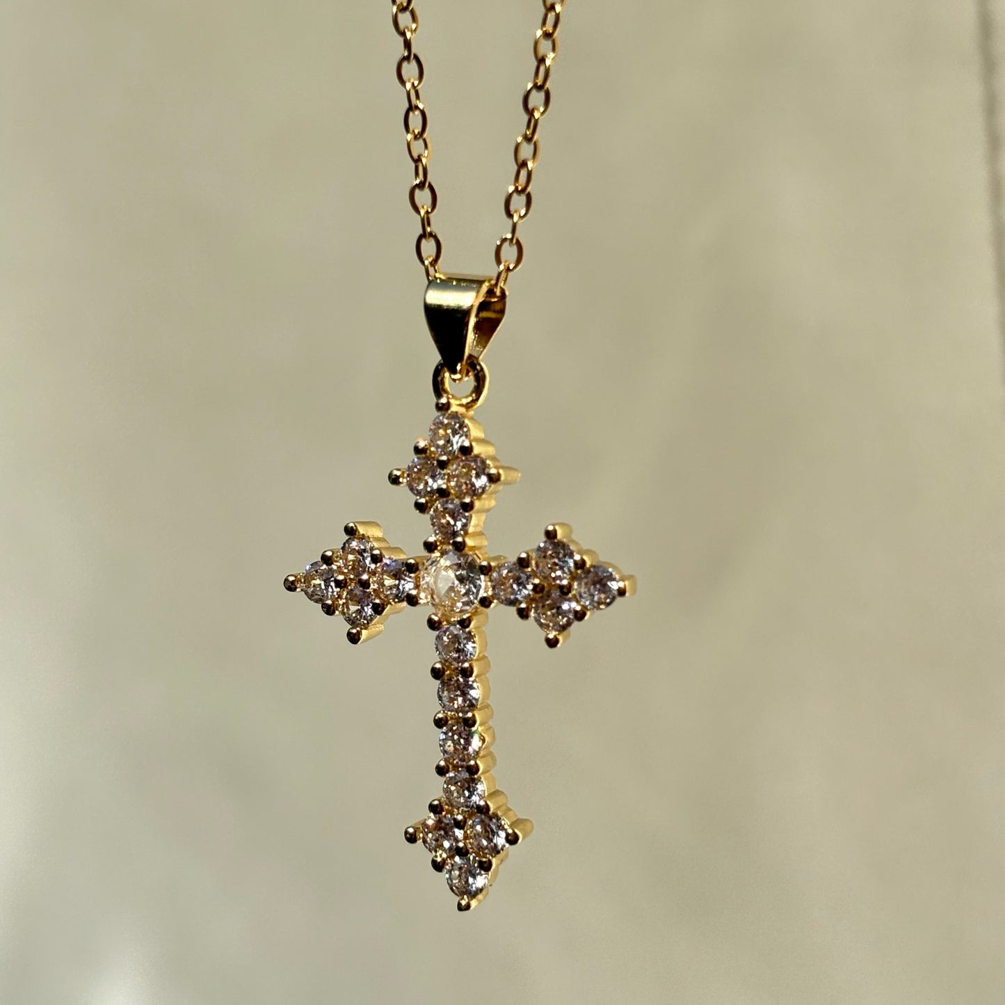 Twinkle cross necklace