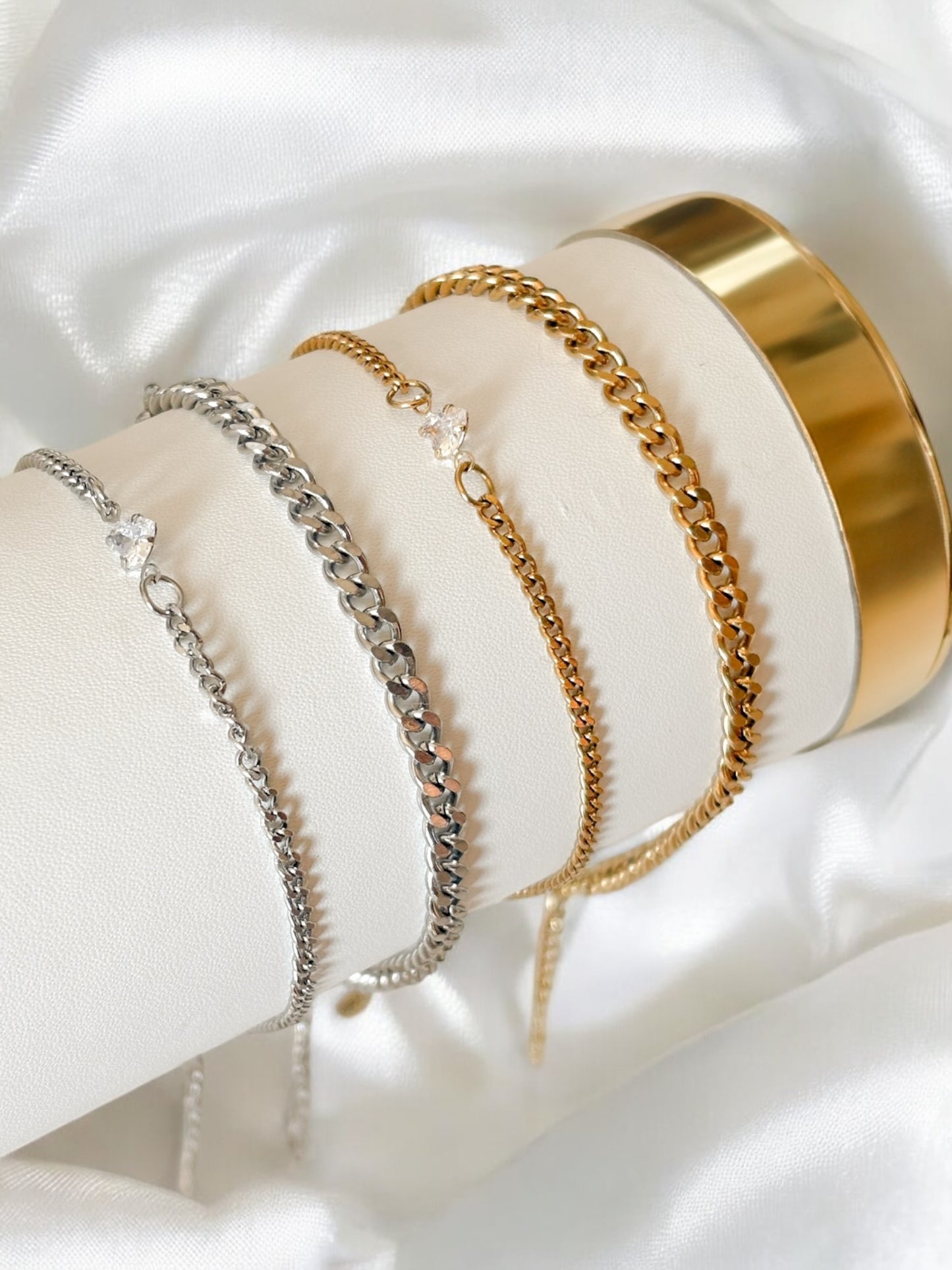 One & Only bracelet