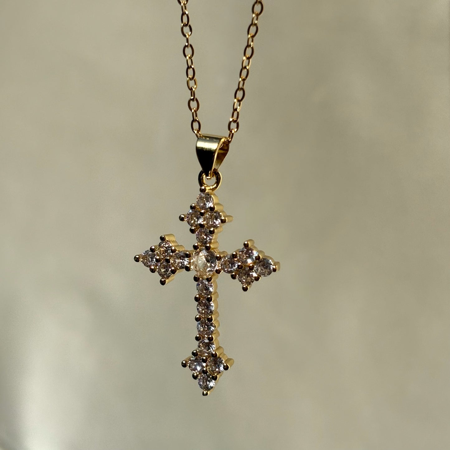 Twinkle cross necklace