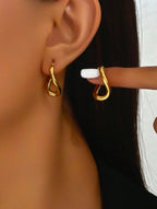 Sun-kissed curve pierce