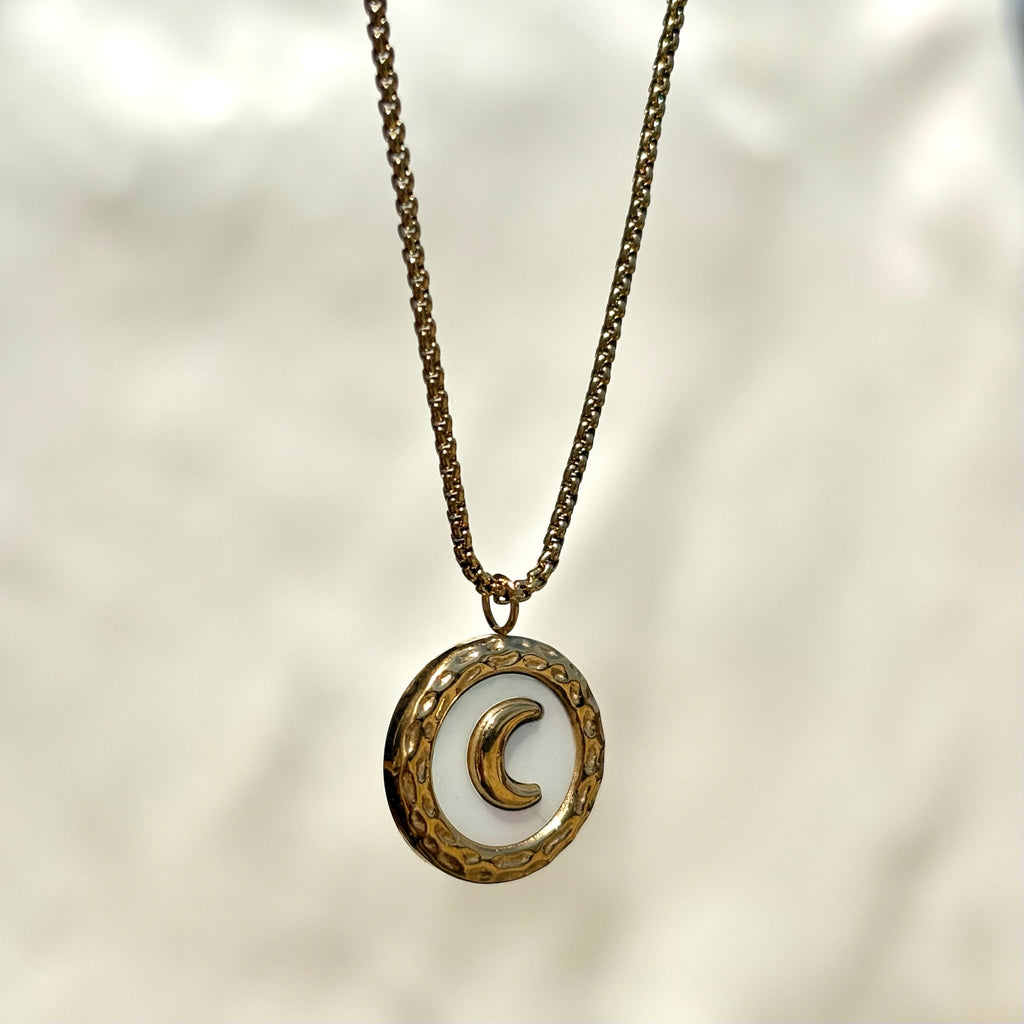 moon shell necklace