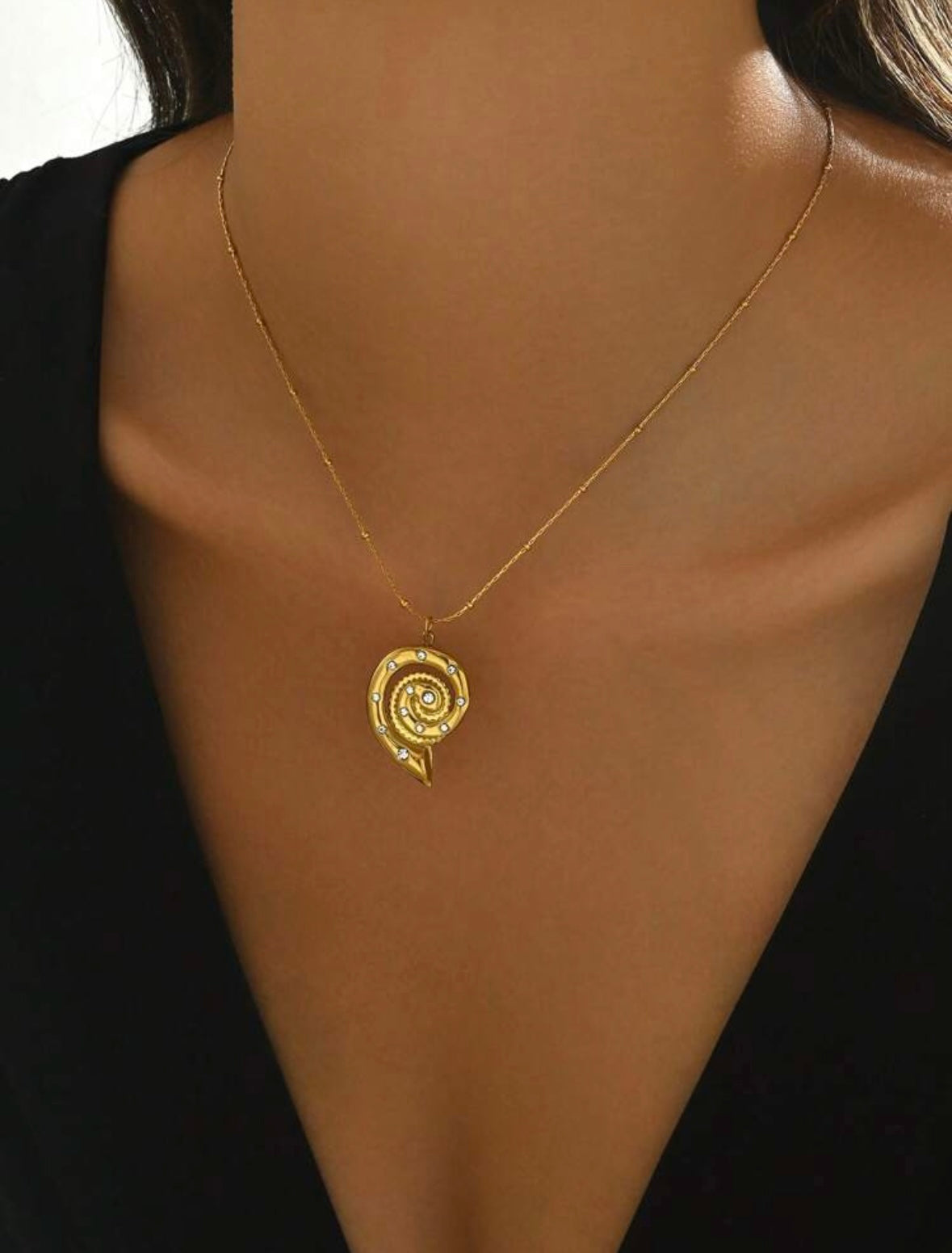 Moana spiral pendant