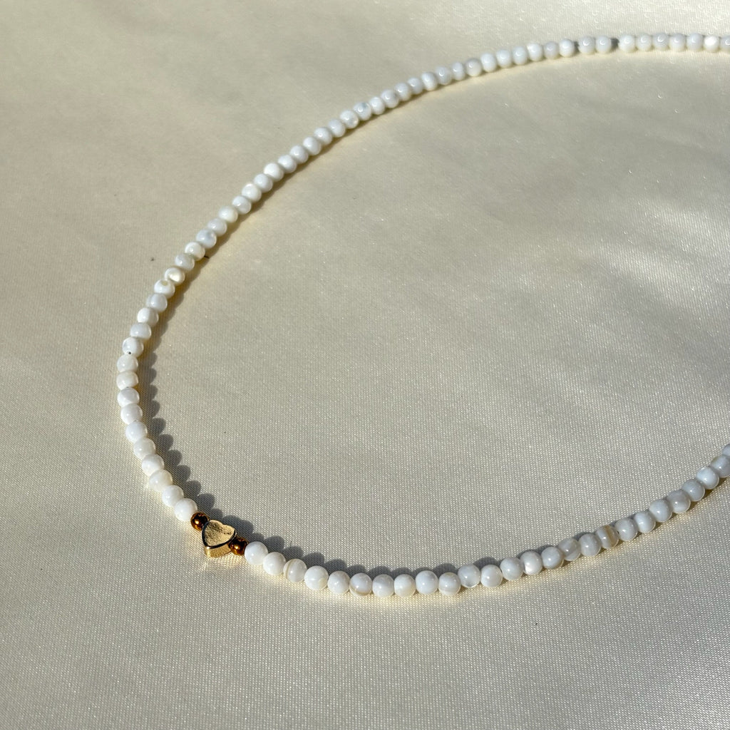 Coco pearl choker