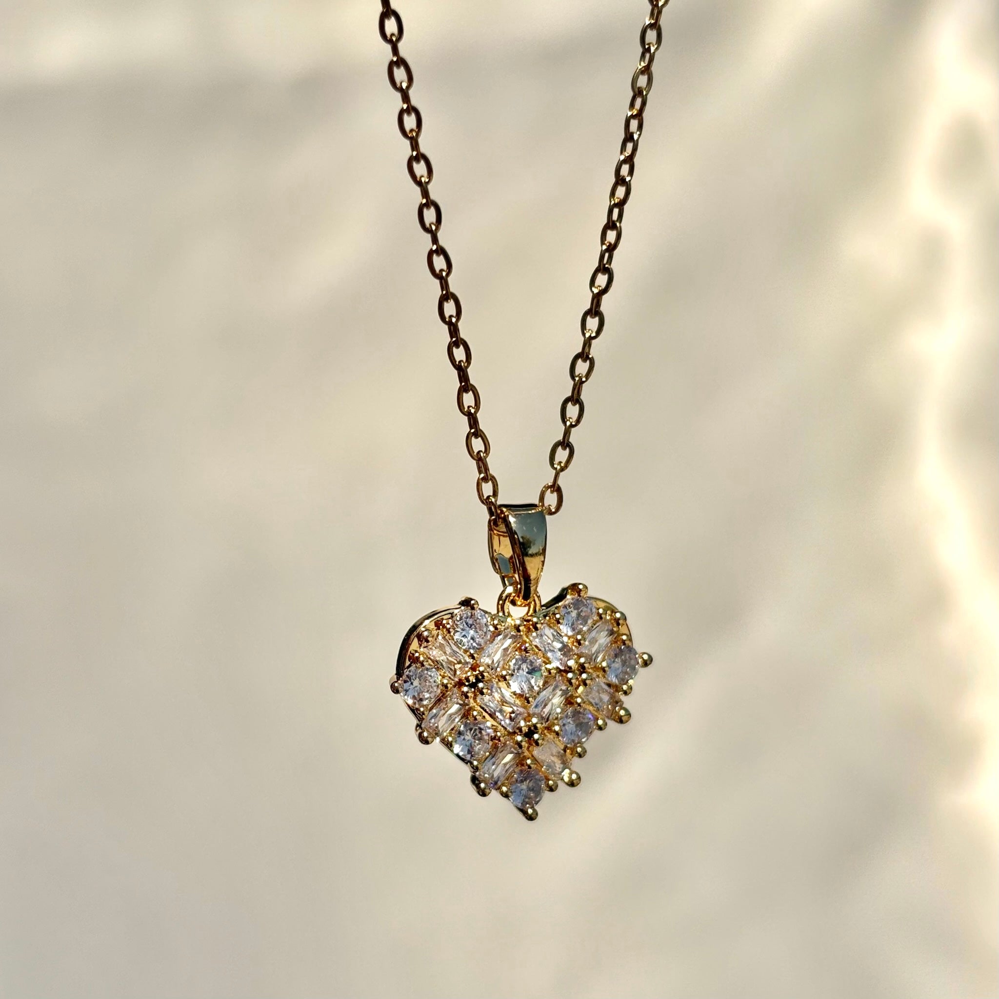 Ever heart necklace