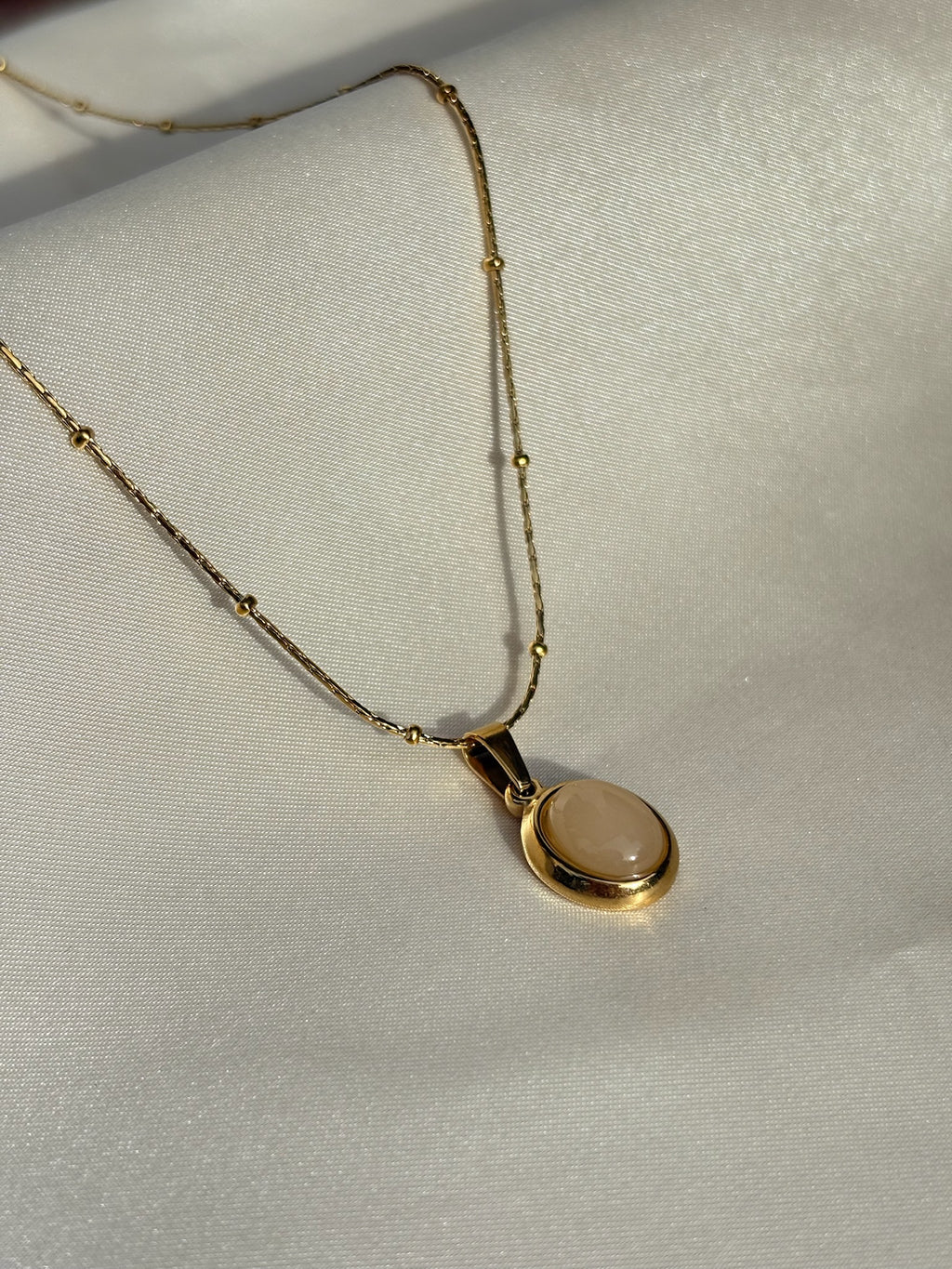 Moonlight stone necklace