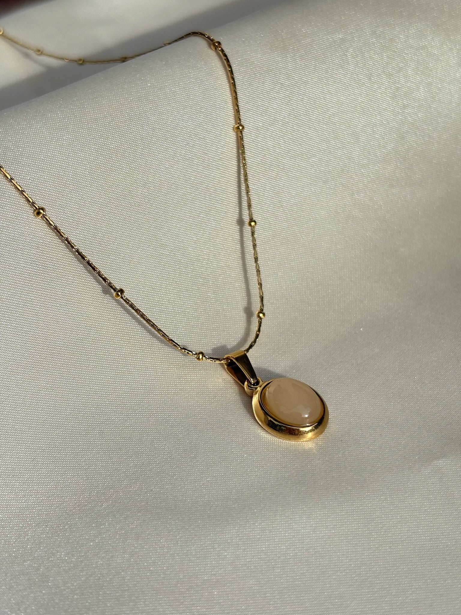 Moonlight stone necklace