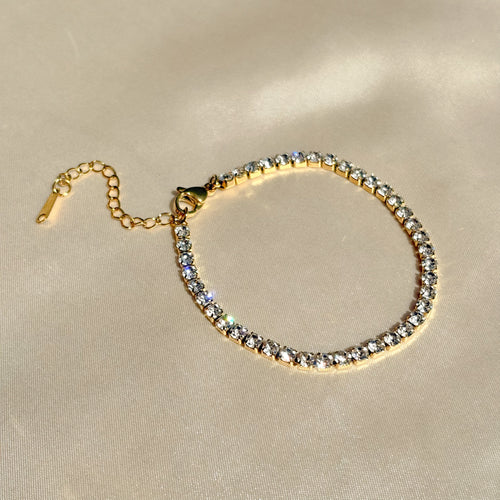 Sparkle stream bracelet