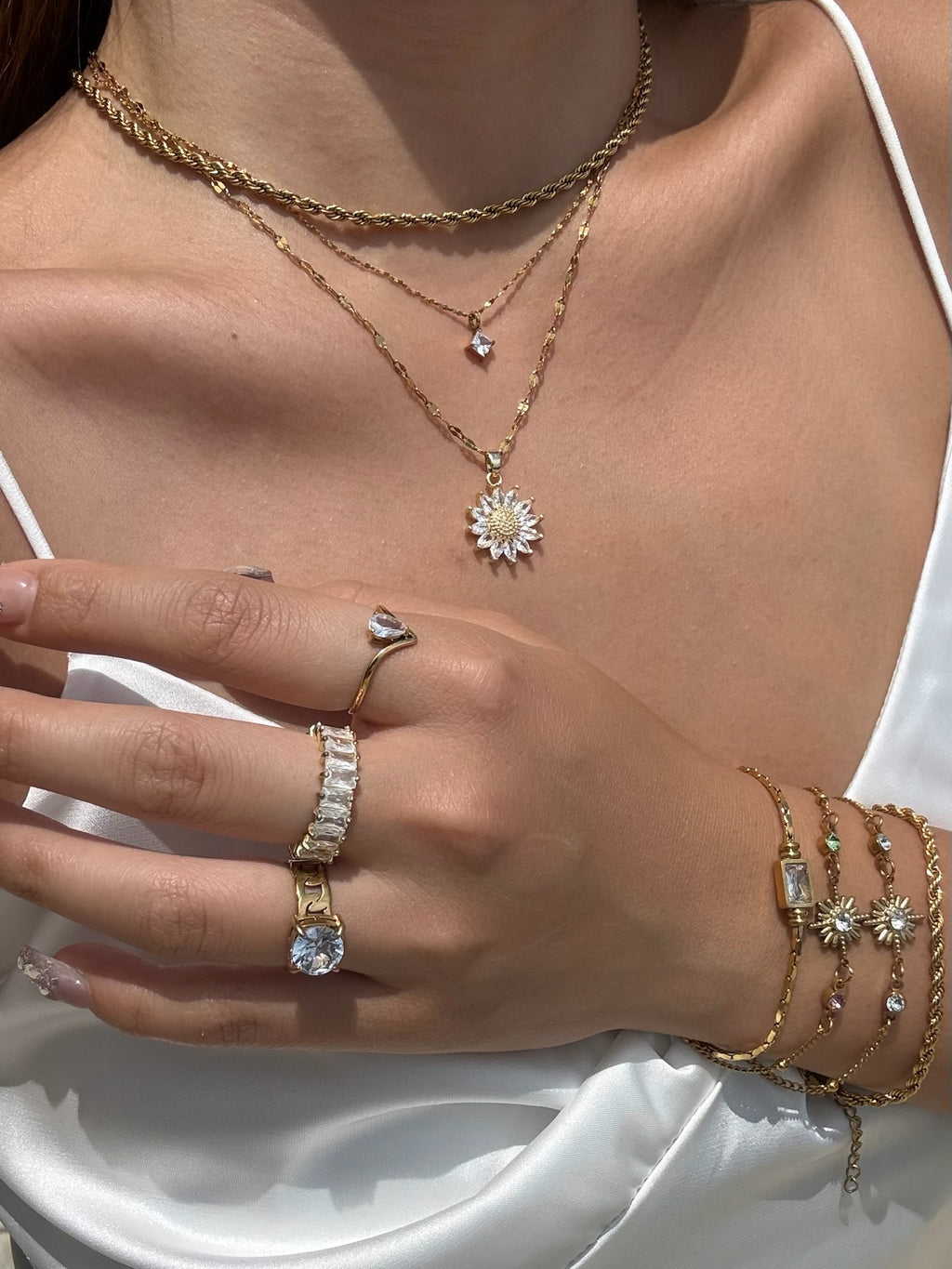 Sol charm bracelet 1