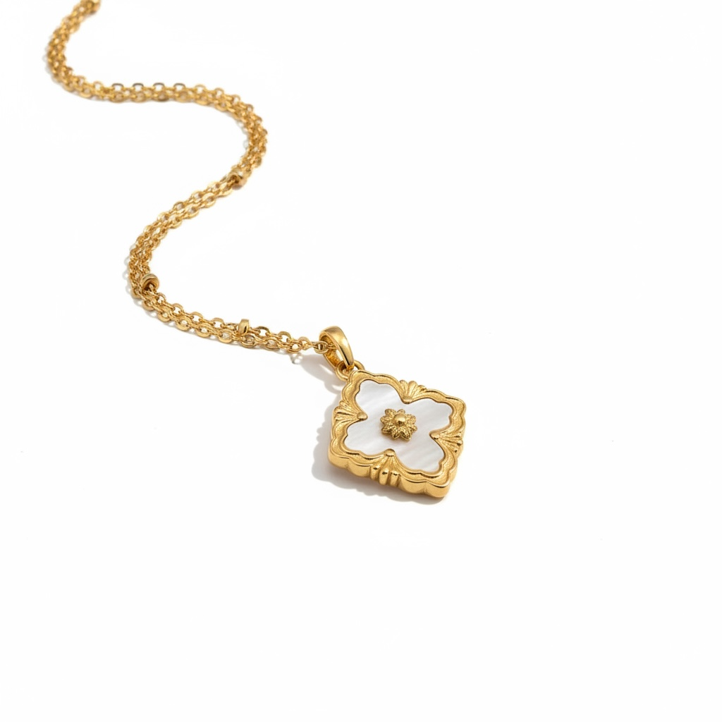 Lei petal necklace
