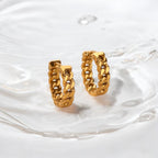 Tiny chain hoops