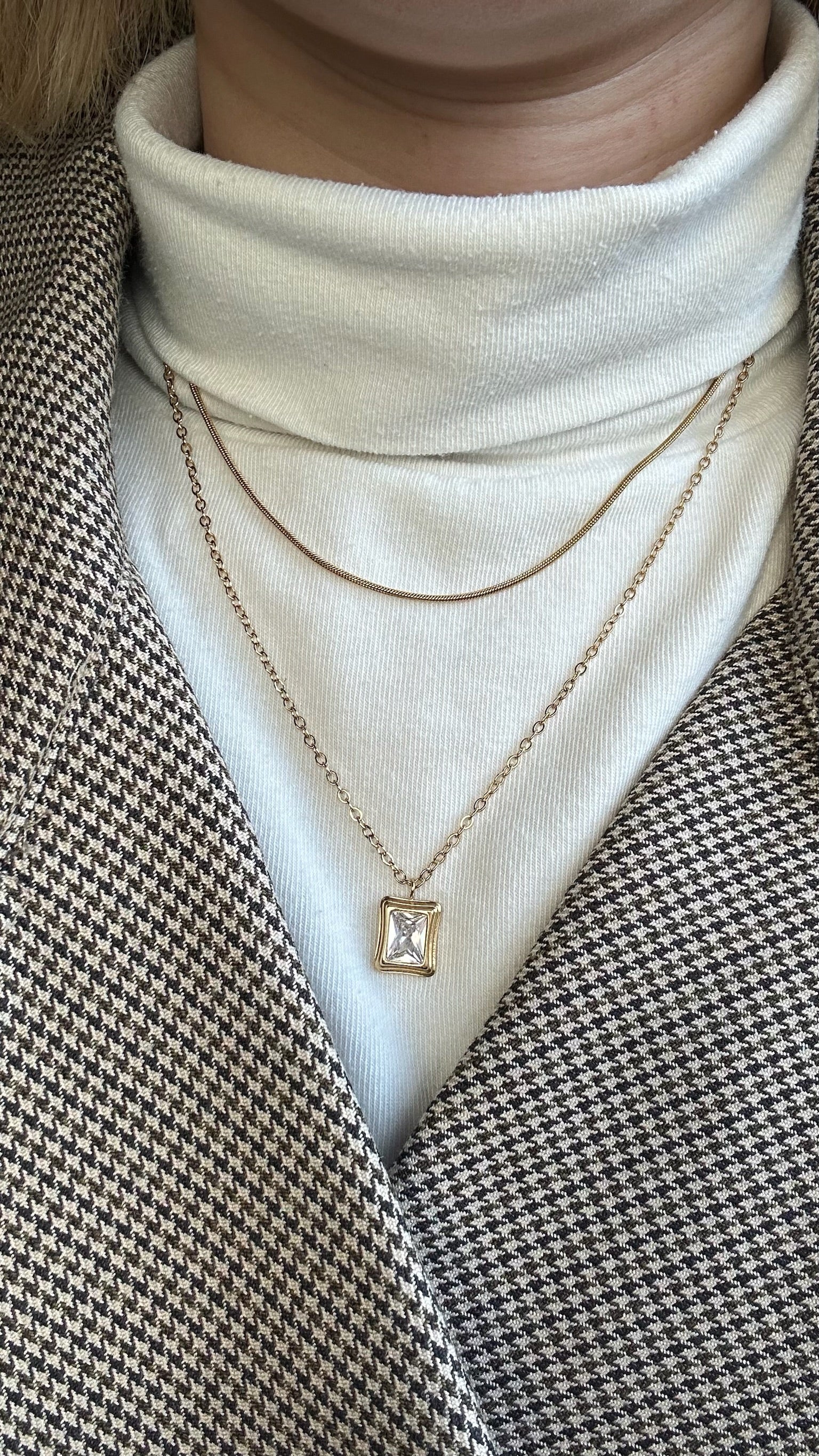 Layered crystal necklace