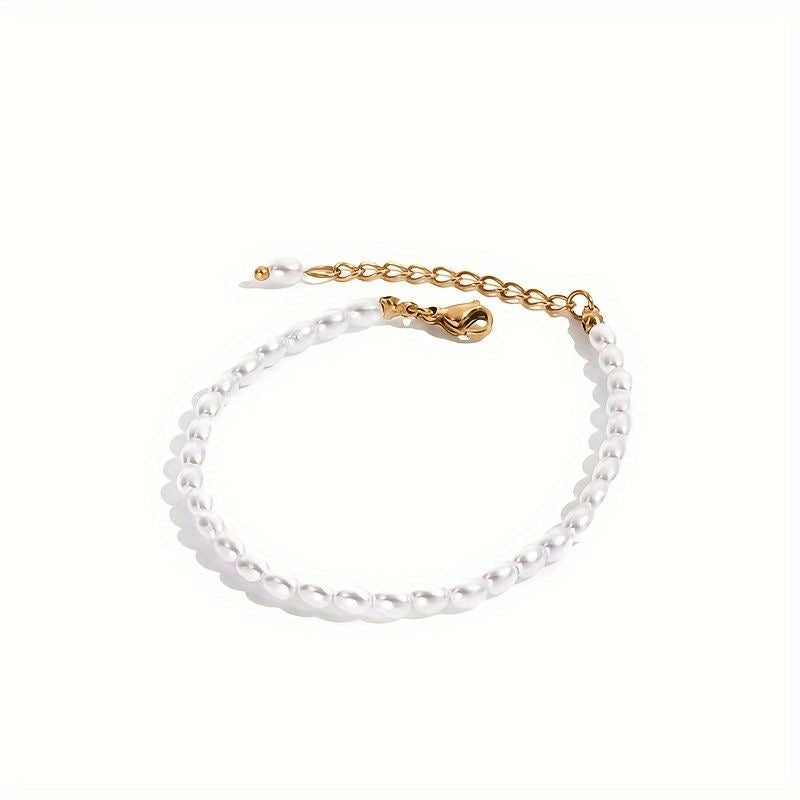 Tiny pearl bracelet