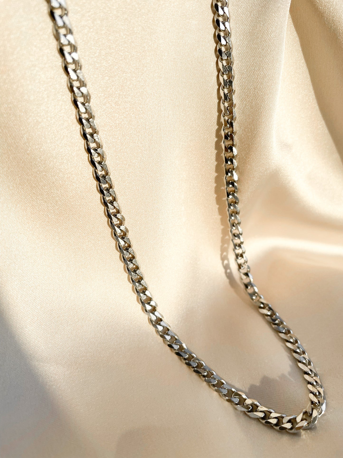 Lefua / Silver