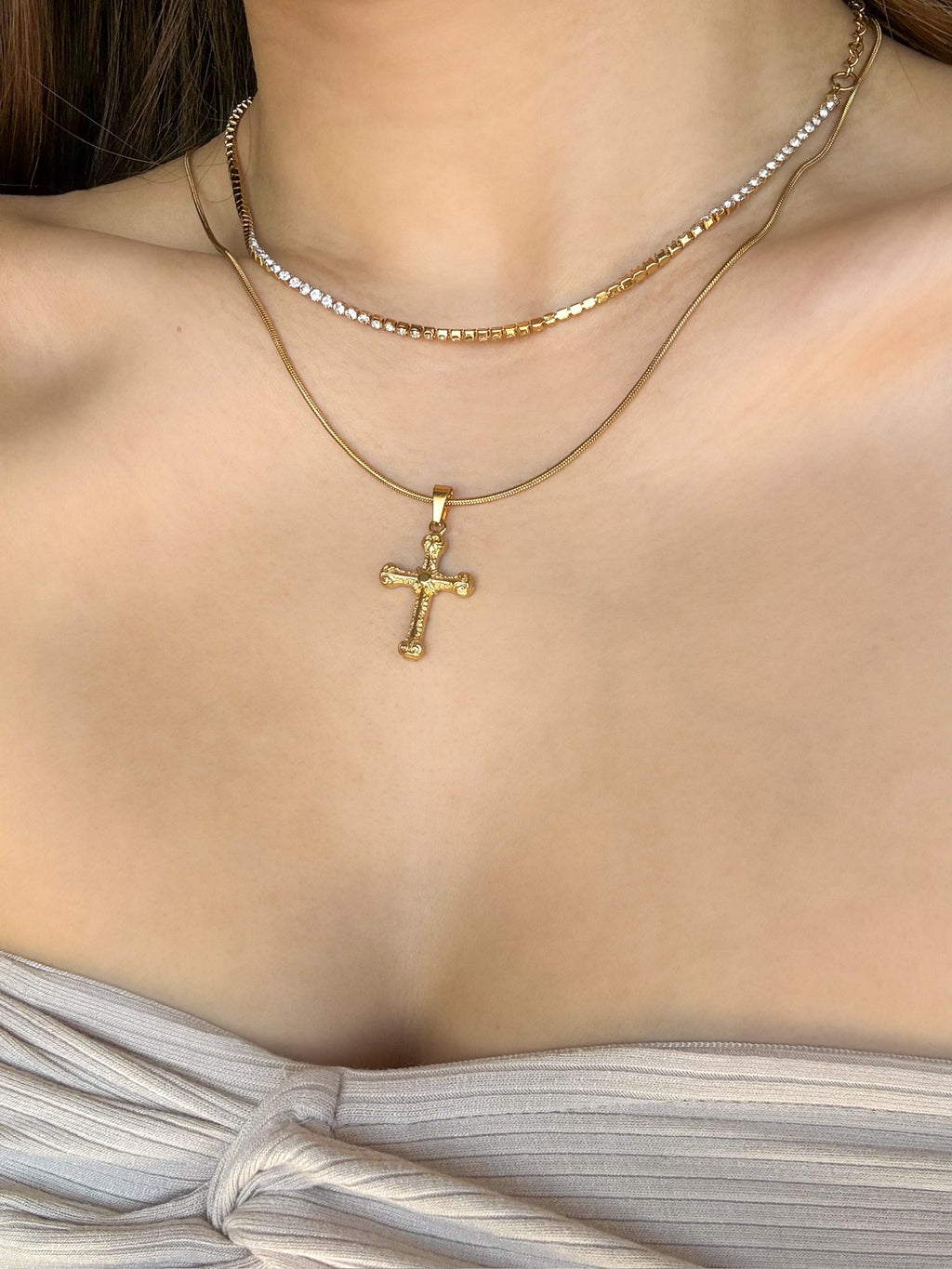 Zirconia choker