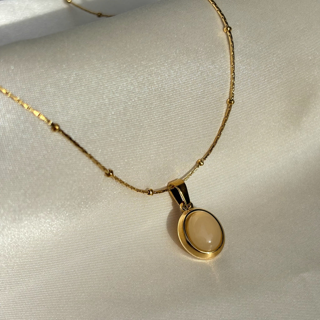 Moonlight stone necklace