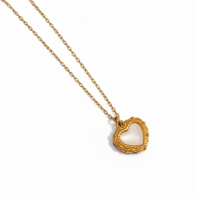 White heart necklace
