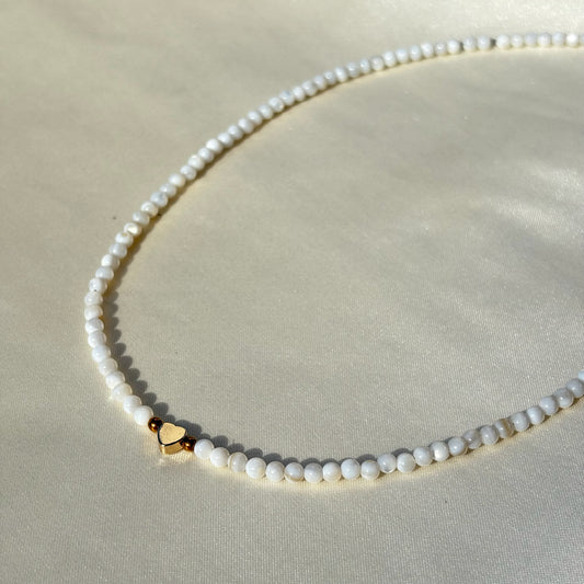 Coco pearl choker