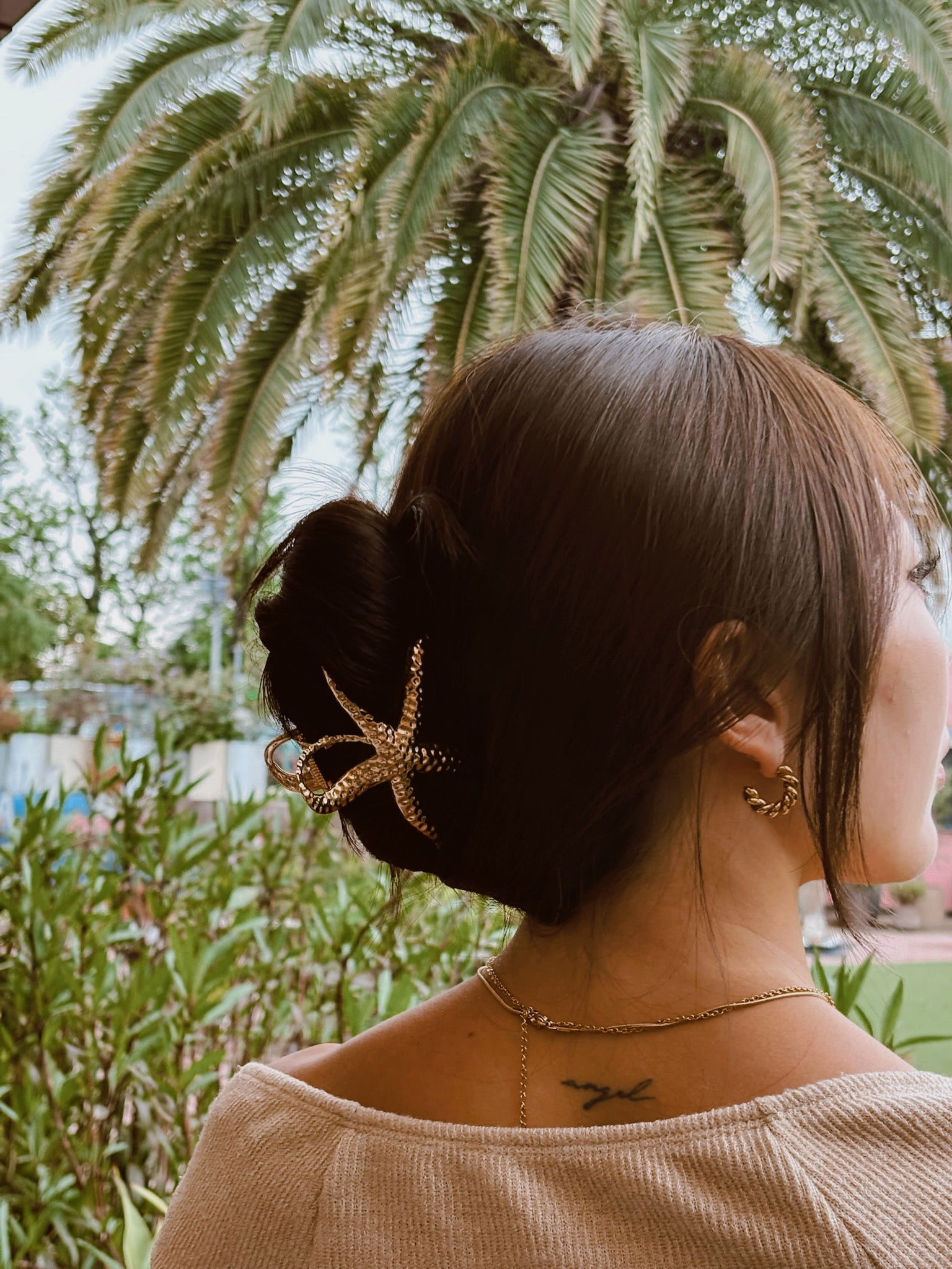 Starfish hair clip