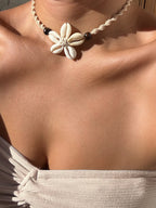 Petal shell choker