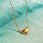 Tiny heart necklace