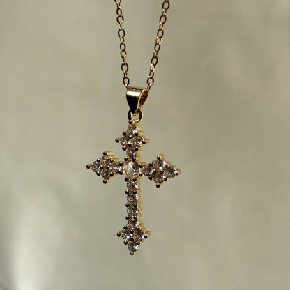 Twinkle cross necklace