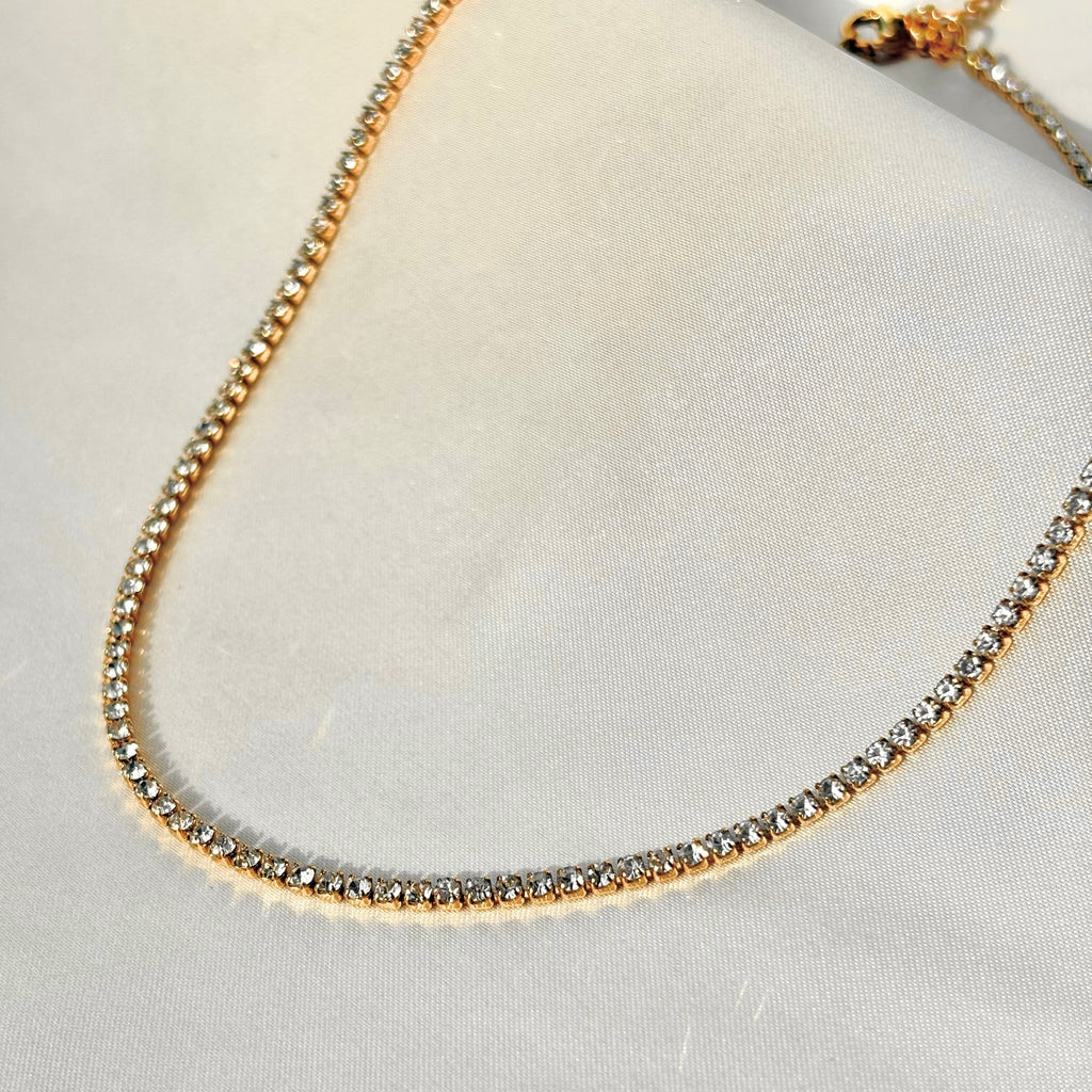 Zirconia choker