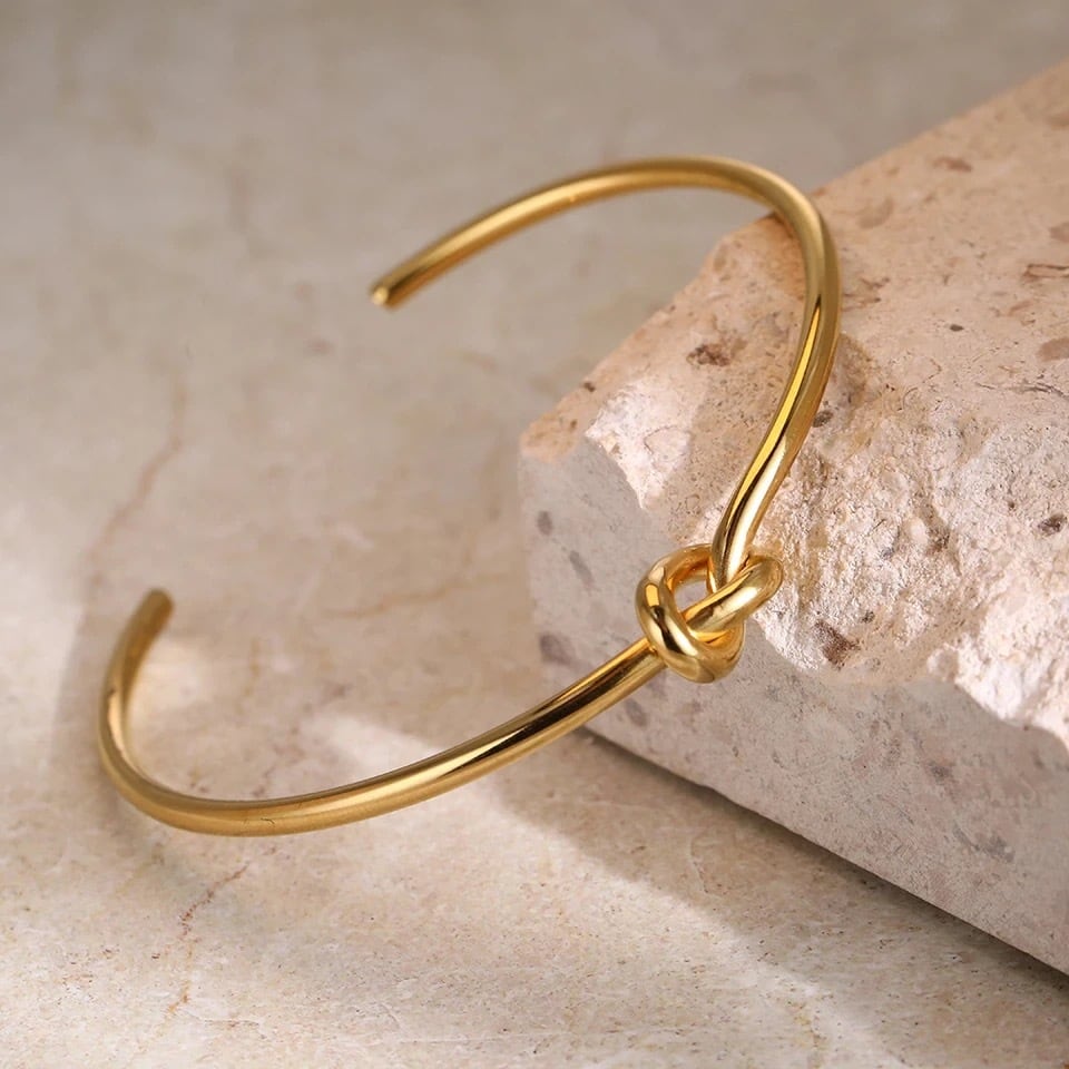 Grace bangle
