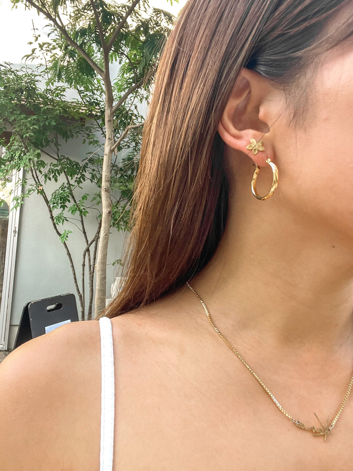 Gold thin hoop