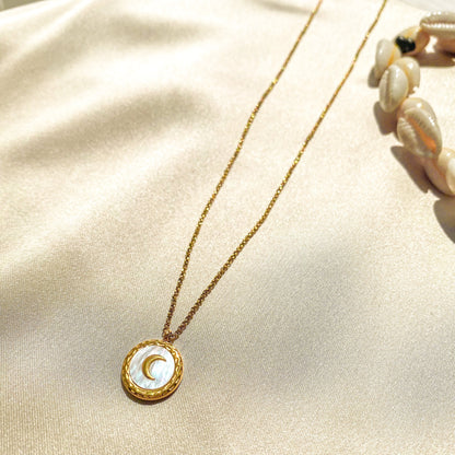Moon shell necklace