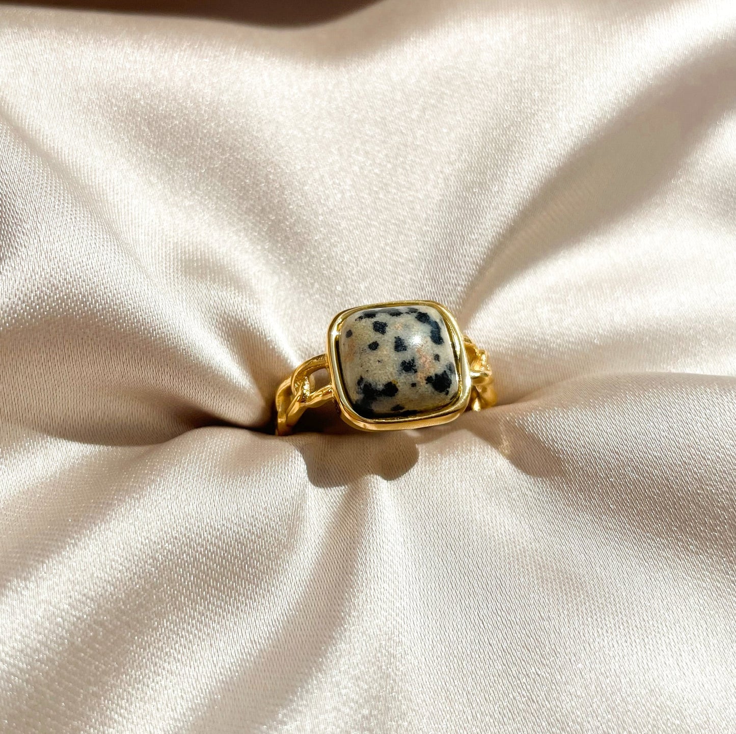 Jem stone ring