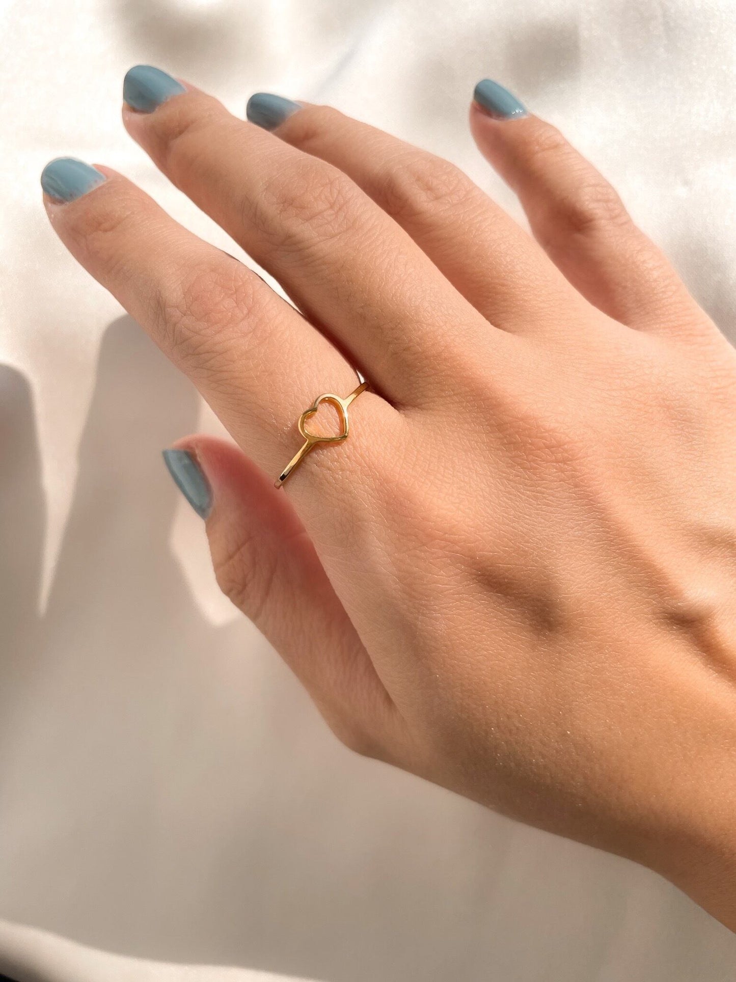 Open heart ring